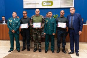 Autoridades da segurança pública e policiais são homenageados pela Câmara de Vereadores de Três Lagoas