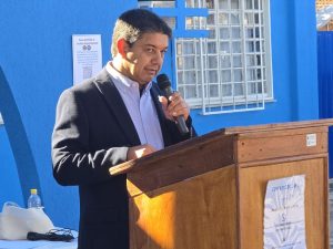 Com terapia de florais e óculos gratuitos, Carreta da Saúde leva bem-estar aos profissionais de segurança de Corumbá