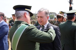 Secretário de Segurança recebe é homenageado pelo Exército Brasileiro com a Medalha do Pacificador