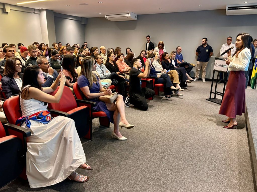 Programa Protege: qualificação contínua aprimora atendimento às mulheres em situação de violência Programa Protege: qualificação contínua aprimora atendimento às mulheres em situação de violência